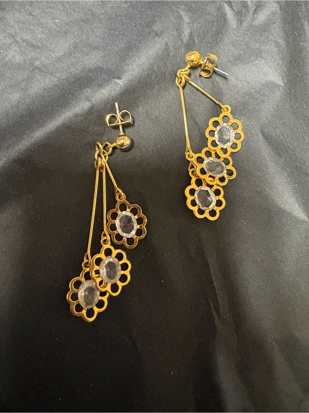 Vintage Avon Crystal Flower Earrings